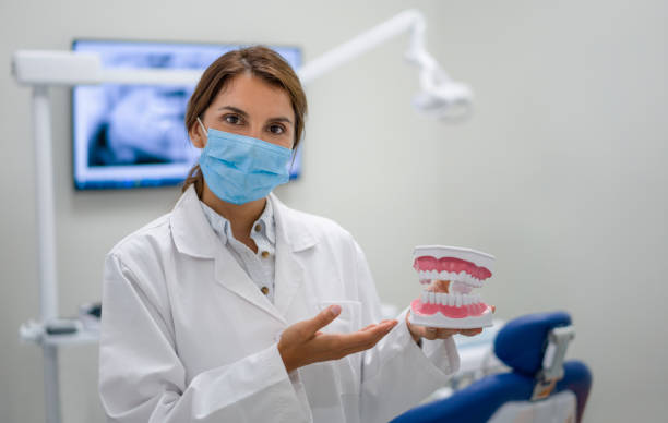Best Broken or Cracked Tooth Emergency Dentist in Mayflower Village, CA